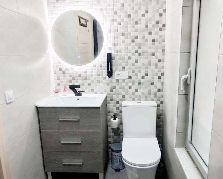 - Lujo - Parking, Maquina Arcade, Wifi Y Netflix Apartment Oviedo Bagian luar foto